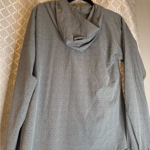 CALIA by Carrie Underwood Heather Gray Women's Hoodie size small NWT - Picture 5 of 7